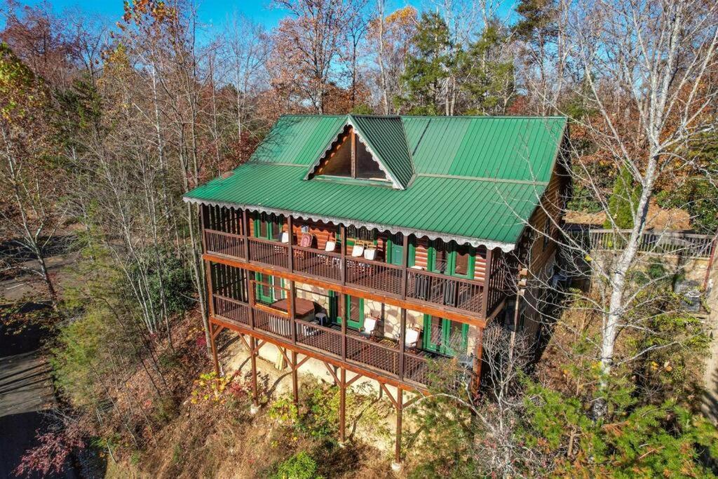 Spacious Smokies Cabin - Hot Tub With Mountain Views Gatlinburg Esterno foto