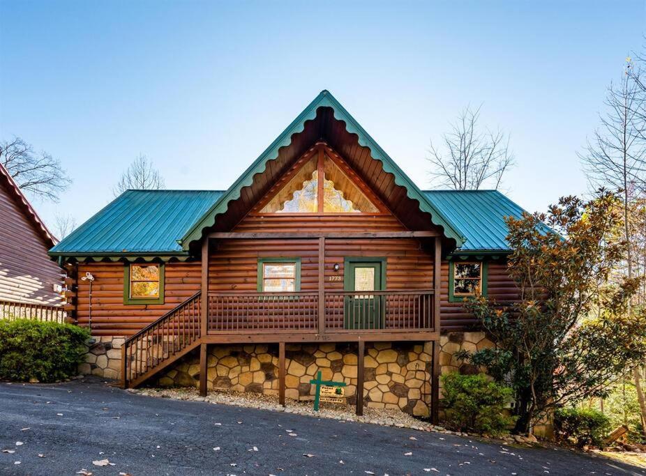Spacious Smokies Cabin - Hot Tub With Mountain Views Gatlinburg Esterno foto