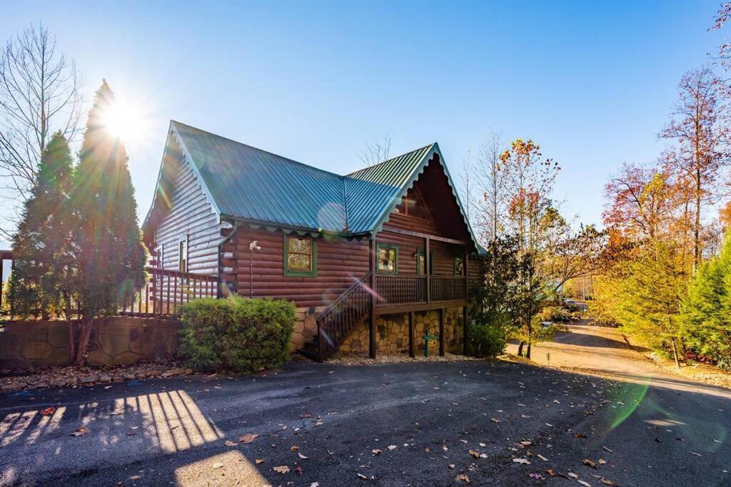 Spacious Smokies Cabin - Hot Tub With Mountain Views Gatlinburg Esterno foto
